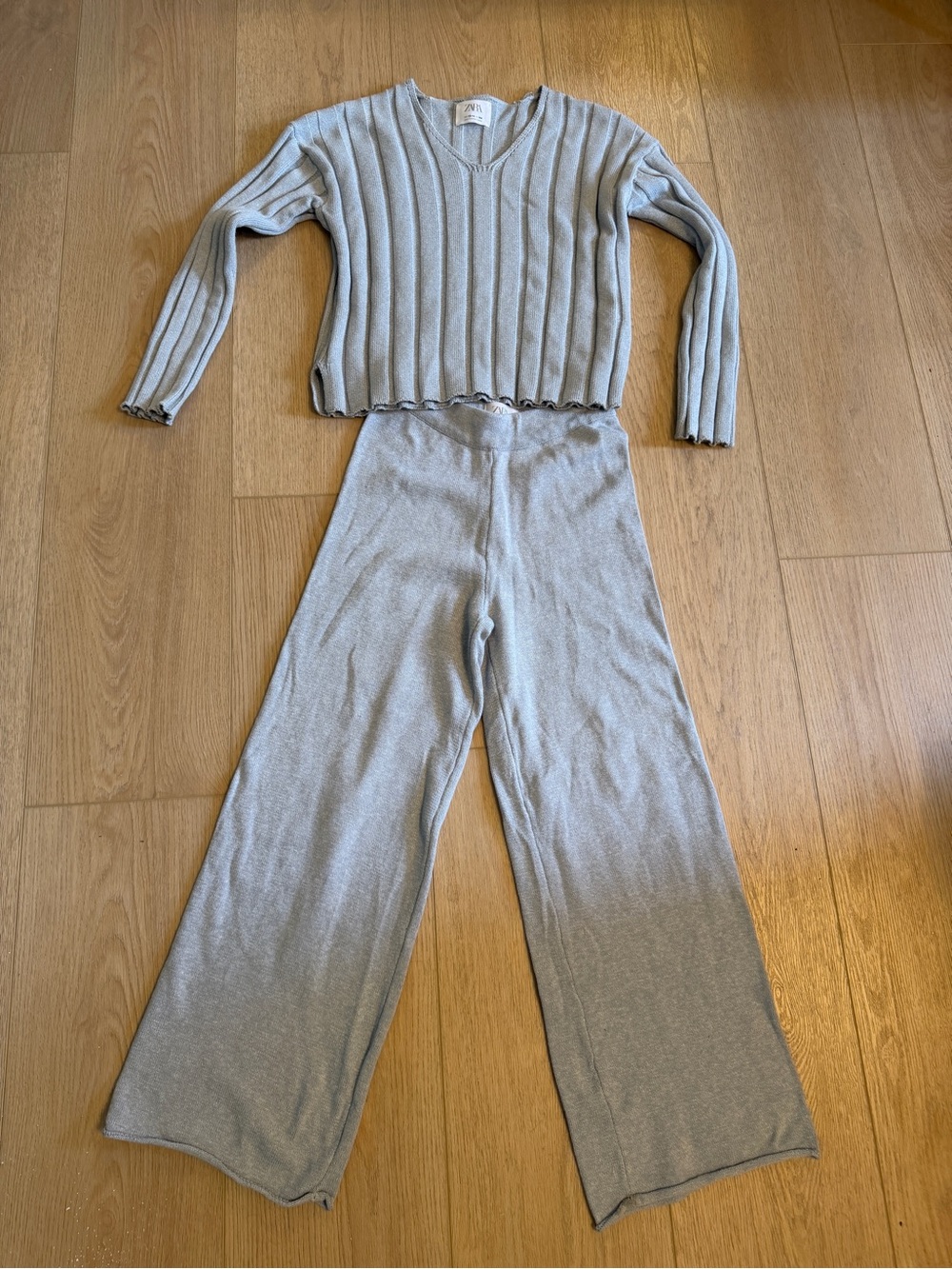 Zara blue/grey  two-piece knit set V-neck ribbed sweater wide pants size 13/14